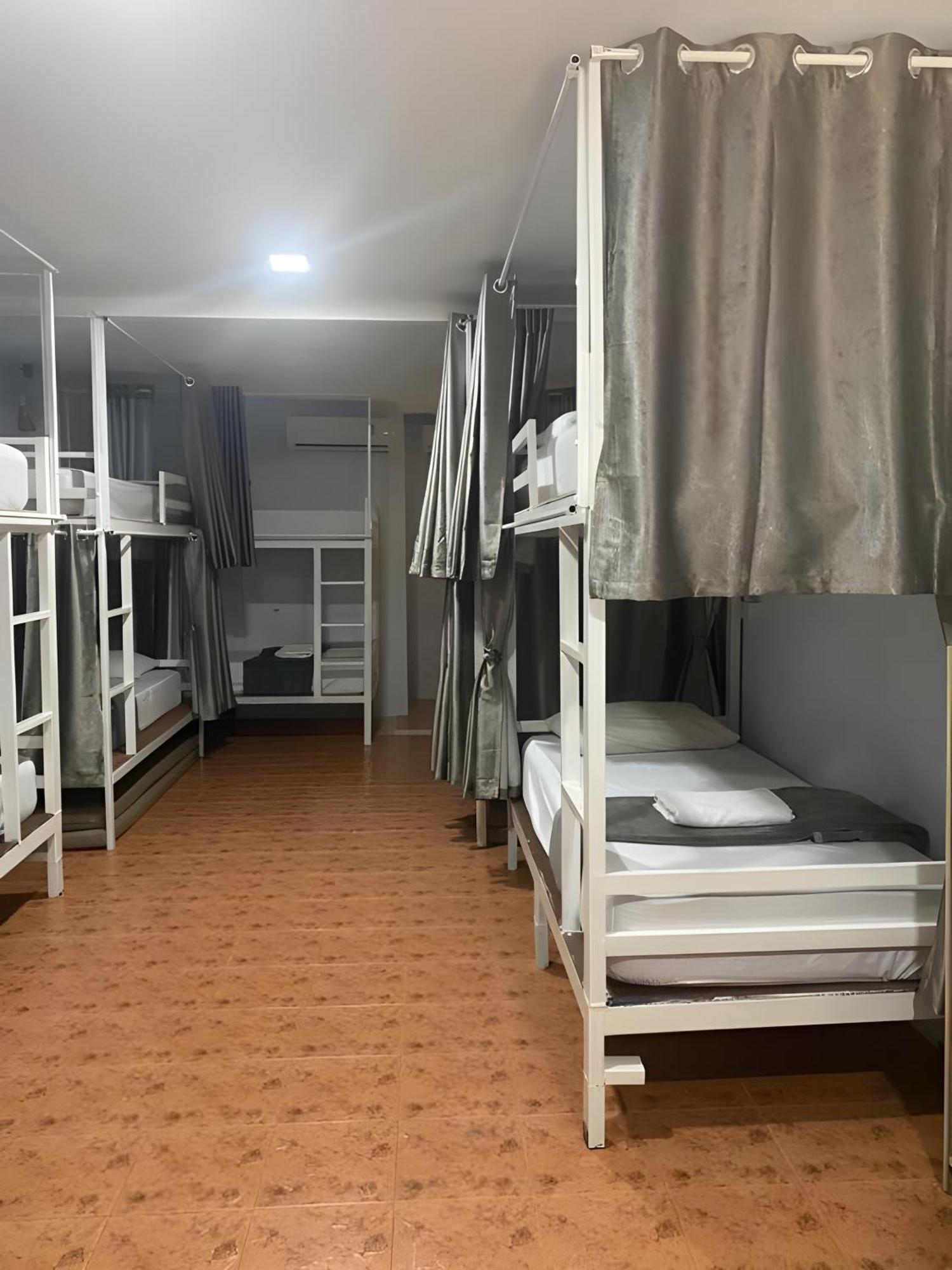 Hangover Hostel Koh Phi Phi Ngoại thất bức ảnh